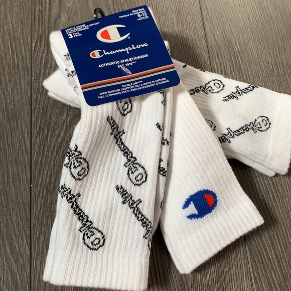 🆕Champion Hallow Script Crew Socks - 3 pack - Picture 2 of 7